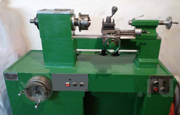 1601 Загальний вигляд токарного верстата